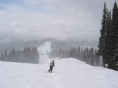 Start an der Roundhouse-Lodge, dann der unvermeidliche aber schöne "Upper Whisky Jack"