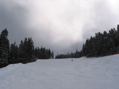 Nach der Talstation Emerald-Express geht es auf der "Upper Olympic" sehr schön weiter in Richtung Mittelstation 10-EUB