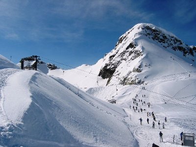 Umlenkstation SL Showcase, hinten das Blackcomb Glacier Gate