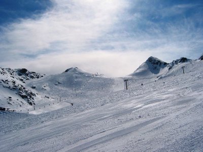 "Blue line", SL Horstman und hinten SL Showcase