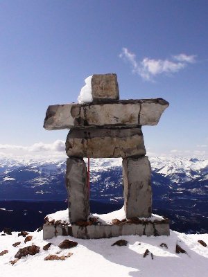 Symbol auch der Olympischen Spiele auf dem Whistler Peak, kann mir den "first nations" Namen davon nicht merken