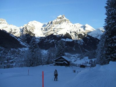 81 gleich zurück im Tal.jpg