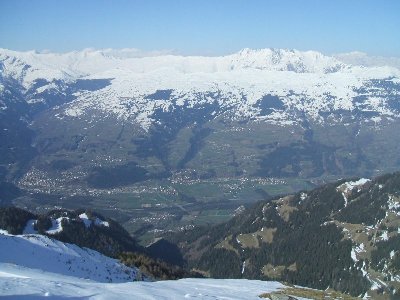 Hui, da gehts ganz schön abwärts, Blick vom Piz Scalottas