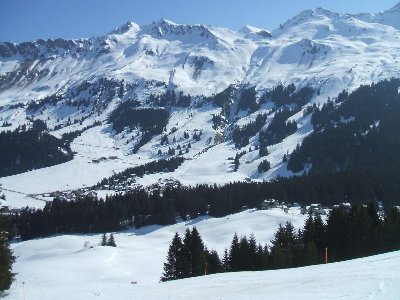 Noch einmal ein Blick von der Westseite auf Parpan und die 4KSB Heimberg