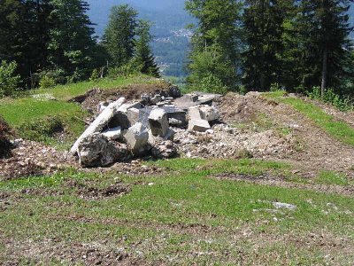 Letzte Rest der alten Talstation des Olympialifts.