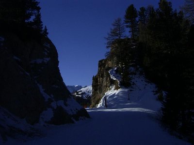 Einstieg durch Felsengrat