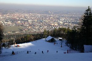 Talstation DSB Postela und Bergstation DSB Radvanje.