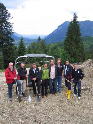 Der offizielle Spatenstich des "Kandahar-Express".