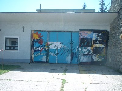 Die Sesselliftbergstation bei der Pollereshütte dient heute als Garage.