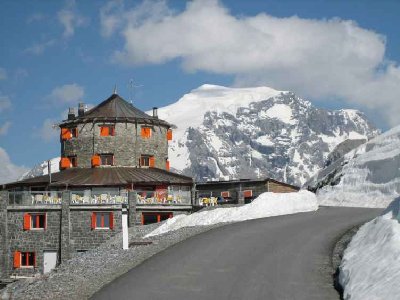 Hotel Tibet mit Ortler