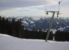 Holzalmlift ri Brixental.jpg