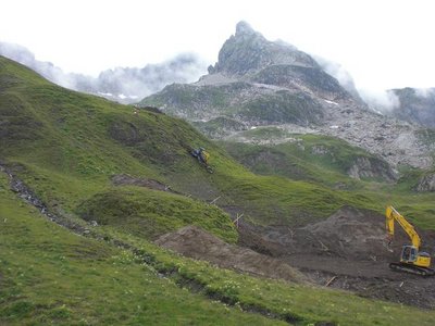 Jetz hochzum Kabelgraben