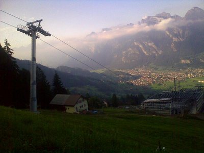 Mittelstation, gibt ein recht grosser Bau