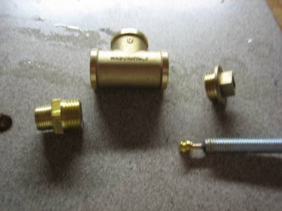 hier die bereits bearbeiteten Einzelteile. Die Gloriadüse ist in den Nippel bereits eingelötet