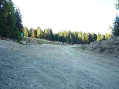 Der Abzweig vom Ziehweg bzw. die alte Piste