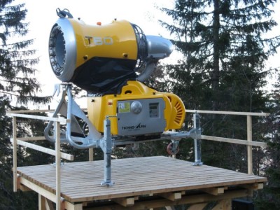 Nahansicht einer Schneekanone