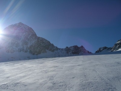 So glatt und hart war die Piste den gesamten Tag - trotz 5°C und Sonne.