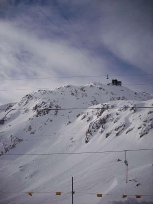die pb gipfel hat nebst einer hässlichen farbe auch neue seilreiter sowie ein neues gegenseil erhalten