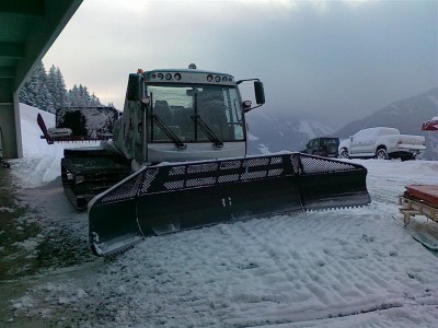 Everest4 (Medium).jpg