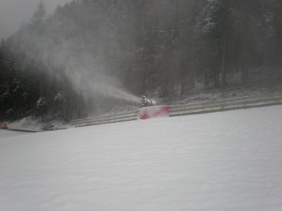 paar Meter weiter ein Klassiker - M90 - the queen of snowmaking