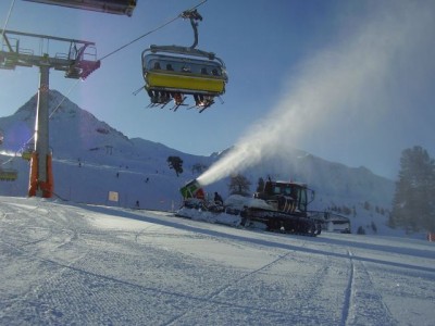 Bahn Kanone Bully.jpg