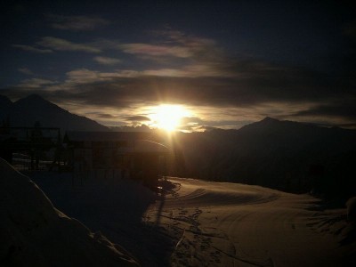 etwas später auf der saaseralp steht bereits die sonne am himmel...ein vorteil der madrisa an den kürzesten tagen im jahr