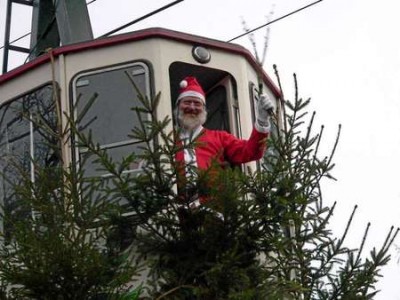 weihnachtsmannseilbahn.jpg