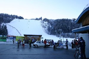 Talstation Tröpollach (600 m) mit Talabfahrt in der Früh.