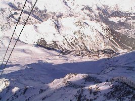 Blick auf Arc 2000 von der Aiguille Rouge