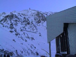 70 PB zum Aguille Rouge auf 3220m, Wartezeiten 40 min um 11 Uhr