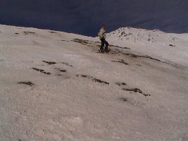 Wieder Piste Kamikaze am selben Tag auf einer Höhe von 2200m. Ist den heut schon Ostern !
