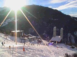 Talstation der 6KSB Peisey und die Station des Vanoise Express in Vallandry