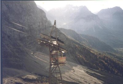 Von diesem Laufwerk durfte ich mir ne Zweierwippe mitnehmen....hängt hier vor der Haustür :-)