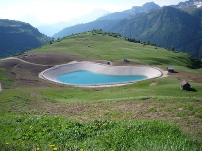 Speicherteich unterhalb der Ütia Bec de Roces (Kaiserhütte)