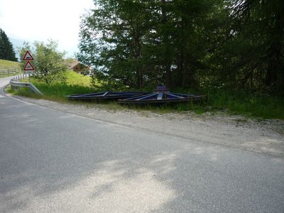 Umlenkscheiben des alten Marchner-Sessellift warten noch auf die Alteisenverwertung