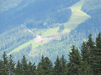 Arbeiten oberhalb der Mittelstation des Flying Mozart in Wagrain.