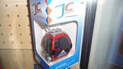 und hier das coolste... leider für eine "ganze" seilbahn mit 10 gondeln zu teuer. wahrscheinlich muss ich hierfür aber doch mein sparschwein plündern. ist einfach nur zu geil das ding