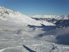 Arrezjoch mit wenig Schnee