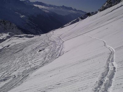 auf der Suche nach unberührtem Powder