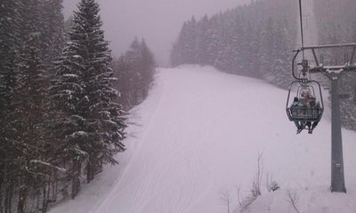 Zuerst mit der langen DSB auf den großen Ötscher.12 min Fahrzeit bei Wind und Schneefall   :cry: