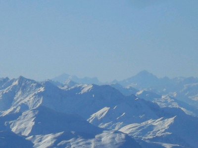 gute fernsicht aufs finsteraarhorn auch noch am nachmittag
