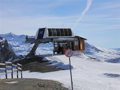 BS der SB Des Lacs Robert; Abseits gelegen, wenig frequentierter Lift, nette Piste, aber meist im Schatten gelegen und selten gefahren