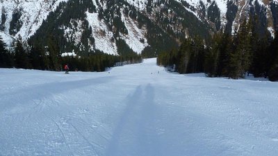 Diese dürfte jedoch wirklich neu sein, rot markiert, durchaus nett.
