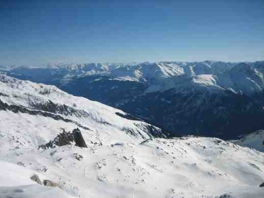 Blick zurück ins Skigebiet