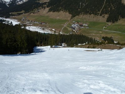 weiter unten am Madloch, genug Schnee