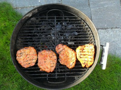 à propos hungrig...eine stärkung zwischen skifahren und der anreise per velo