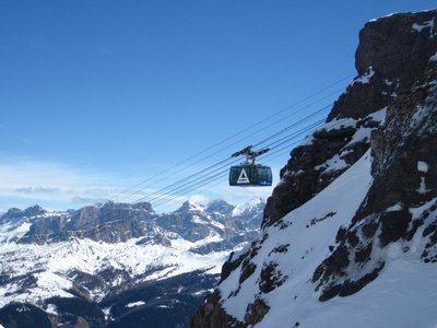 Funifor Porta Vescovo. Eine schöne Anlage wie ich finde. Typischerweise mit vielen Seilen...