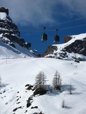 DMC Europa - wurde gerade eingaragiert, hat demnächst 20jöhrige Revision