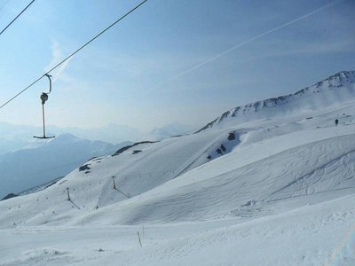 von weiter oben siehts eigentlich ziemlich winterlich aus...