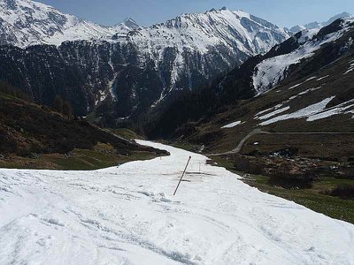 Die Piste 60 nach Laret.